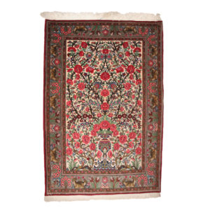 Tappeto Iraniano Qum Kurk 156x113 cm qualità finissima con trama in cotone e vello in lana kurk. Disegno tipo floreale e faunistico.