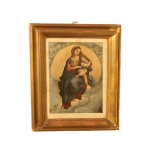 Capezzale con stampa antica raffigurante "La Madonna di Foligno" di Raffaello.