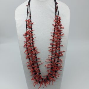 Collana Lunga Onice e Corallo