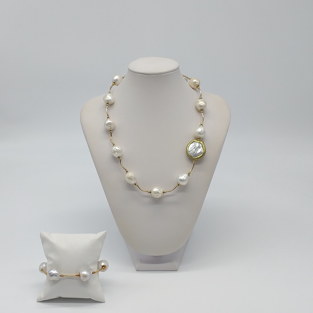 333) 9 83 (3) parure completa